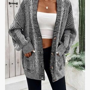 Oversized Long Sleeve Black/White Cardigan Xl
